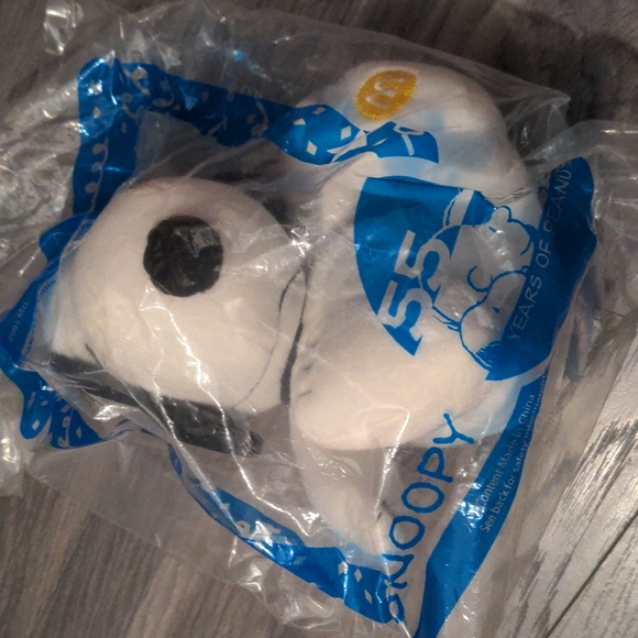 NWT 😍Peanuts 55th Anniversary Plush set of 4 from McDonald's - Picture 4 of 5